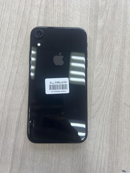 Купить Apple iPhone XR 64GB в Иркутск за 8200 руб.