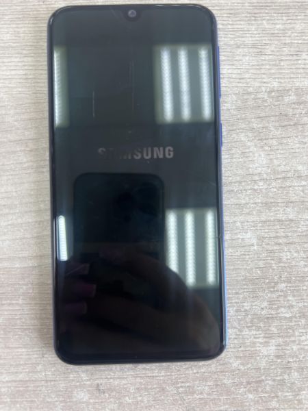 Купить Samsung Galaxy A40 2019 4/64GB (A405FN) Duos в Иркутск за 2650 руб.
