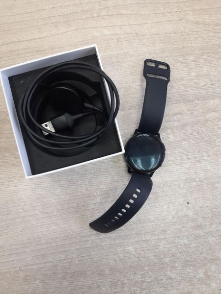 Купить Samsung Galaxy Watch Active 2 (SM-R830) с СЗУ в Иркутск за 1600 руб.