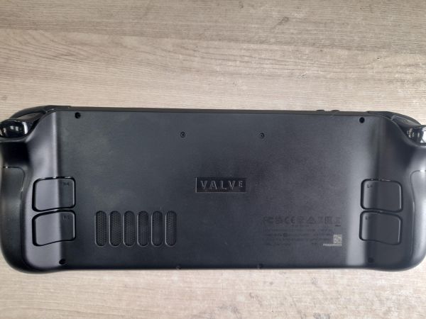 Купить Valve Steam Deck 512GB (1010) в Иркутск за 36500 руб.