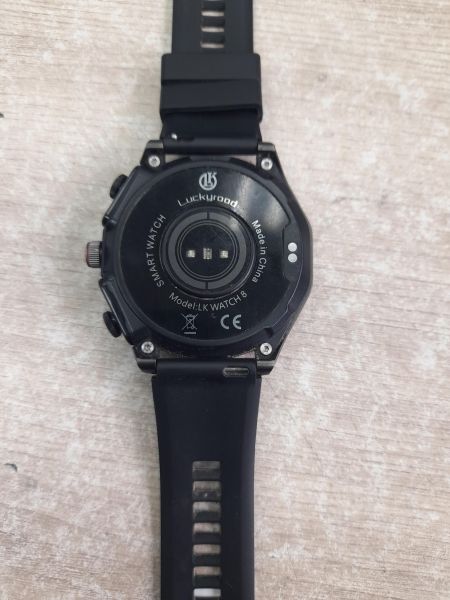 Купить Luckyroad LK Watch 8 с СЗУ в Иркутск за 1400 руб.