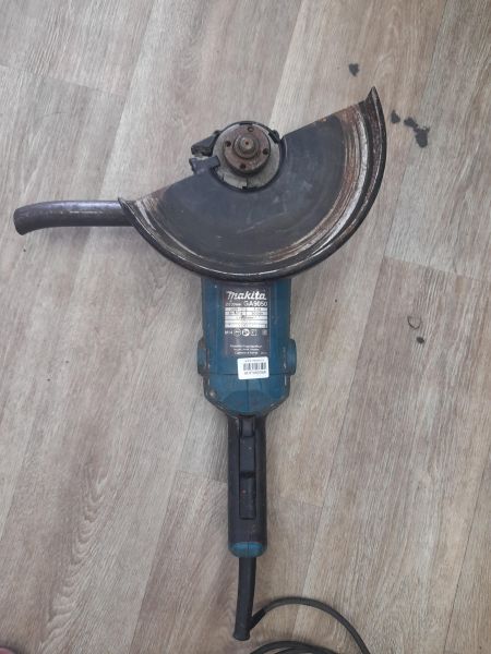 Купить Makita GA9050 в Иркутск за 3400 руб.