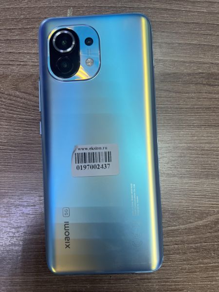 Купить Xiaomi Mi 11 8/256GB (M2011K2G) Duos в Иркутск за 16500 руб.