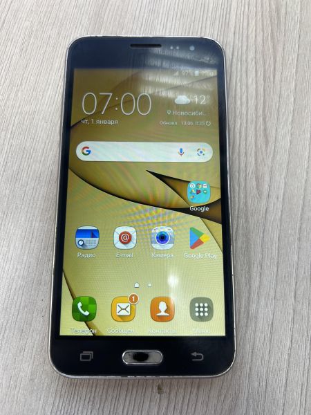 Купить Samsung Galaxy J3 2016 (J320F) Duos в Иркутск за 1200 руб.