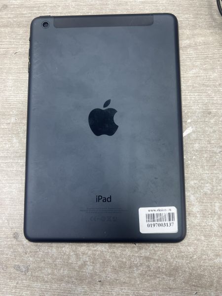 Купить Apple iPad mini 1 2012 64GB (A1455 MD542-545) (с SIM) в Иркутск за 2400 руб.