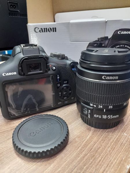 Купить Canon EOS 2000D (DS126741) kit с СЗУ в Иркутск за 20600 руб.