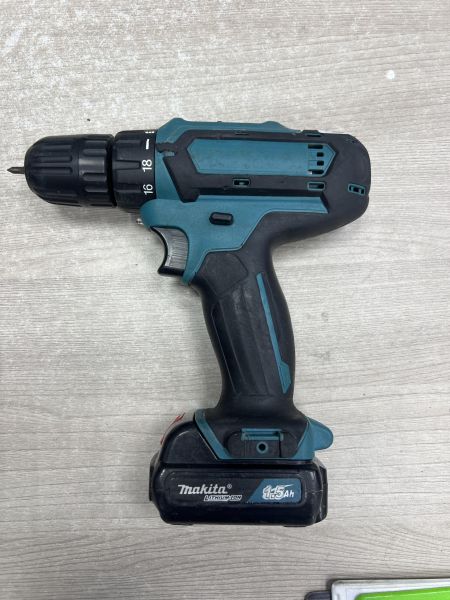 Купить Реплика Makita DF331D с СЗУ в Иркутск за 800 руб.
