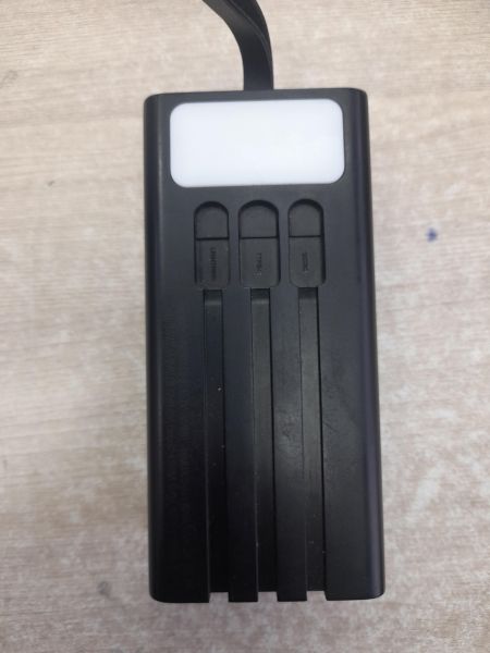 Купить Китайский внешний аккумулятор 50000 mAh (Быстрая зарядка) в Иркутск за 800 руб.