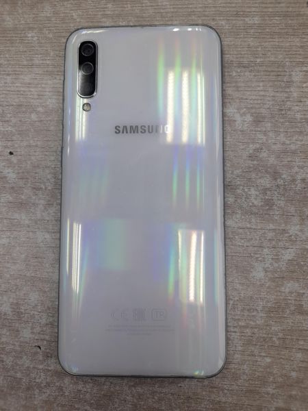 Купить Samsung Galaxy A50 2019 6/128GB (A505FM) Duos в Иркутск за 3600 руб.