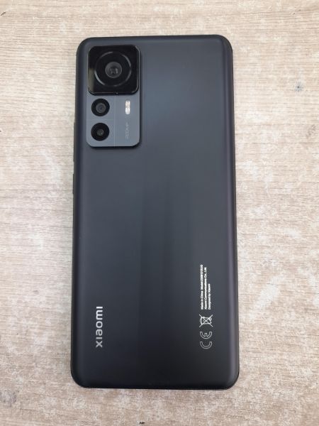 Купить Xiaomi 12T Pro 12/256GB (22081212UG) Duos в Иркутск за 22400 руб.
