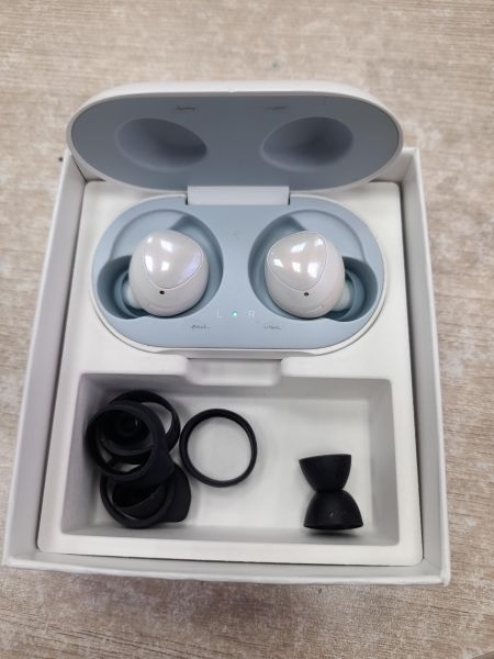 Купить Samsung Galaxy Buds (SM-R170) в Иркутск за 2200 руб.