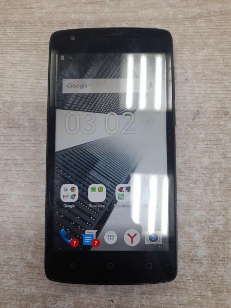 Купить Fly FS510 Nimbus 12 Duos в Иркутск за 800 руб.