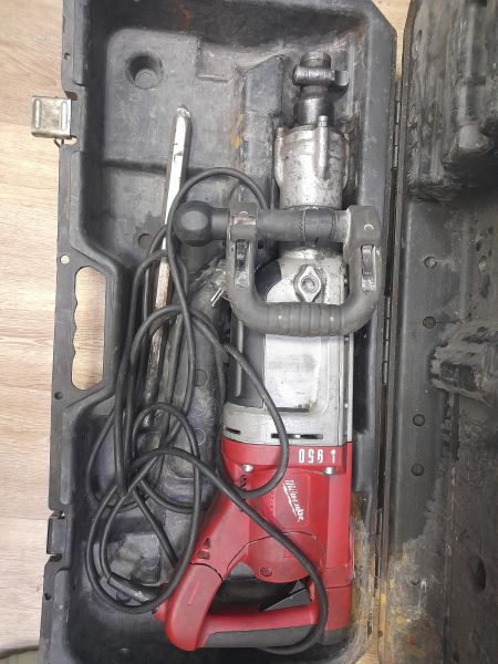 Купить Milwaukee Kango 950 K в Иркутск за 27200 руб.