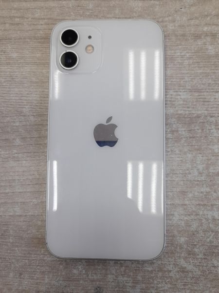 Купить Apple iPhone 12 64GB в Иркутск за 14200 руб.