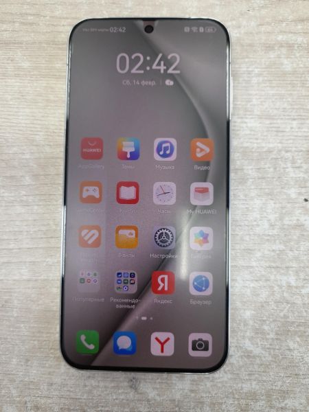 Купить Huawei Pura 70 12/256GB (ADY-LX9) Duos в Иркутск за 25800 руб.