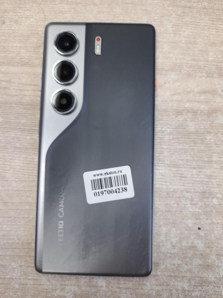 Купить TECNO Camon 40 8/256GB (CM5) Duos в Иркутск за 5200 руб.