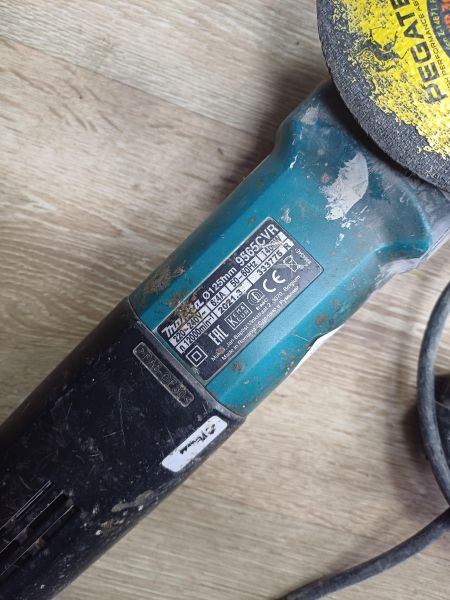 Купить Makita 9565CVR в Иркутск за 3600 руб.