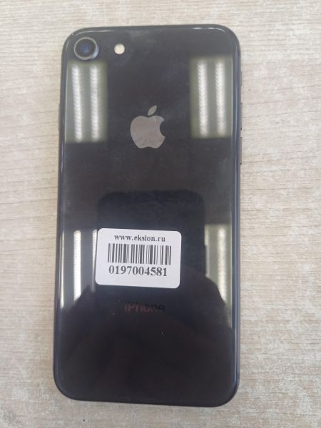 Купить Apple iPhone 8 64GB в Иркутск за 4900 руб.