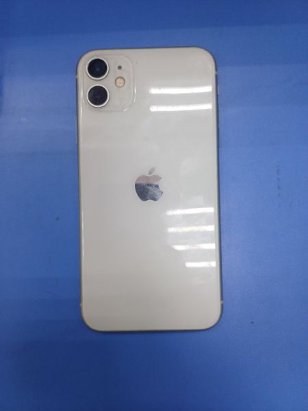 сотовый телефон Apple iPhone 11 128GB в Иркутск