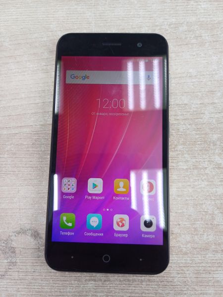 Купить ZTE Blade A520 Duos в Иркутск за 1500 руб.