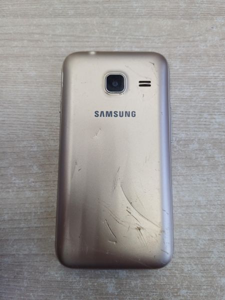 Купить Samsung Galaxy J1 Mini (J105H) Duos в Иркутск за 500 руб.