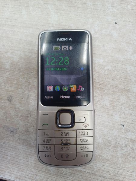 Купить Nokia 2710/c-2 Navigation Edition (RM-586) в Иркутск за 800 руб.