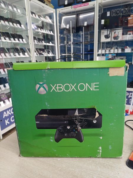 игровая приставка Microsoft Xbox One 500GB (1540) в Иркутск