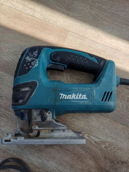 электролобзик Makita 4350CT в Иркутск