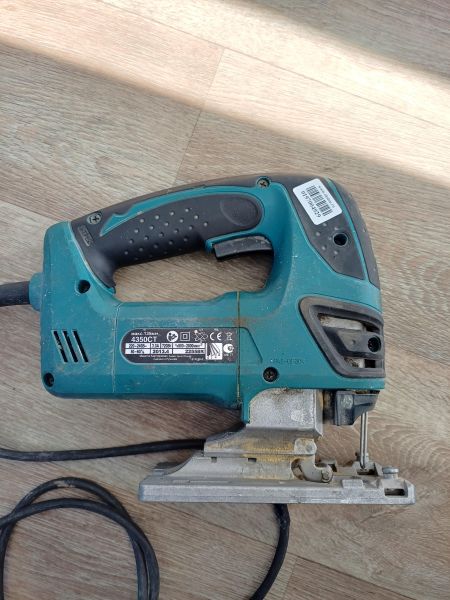 электролобзик Makita 4350CT в Иркутск