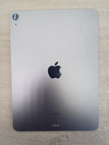 планшет Apple iPad Air 6 2024 128GB (A2902) (без SIM) в Иркутск