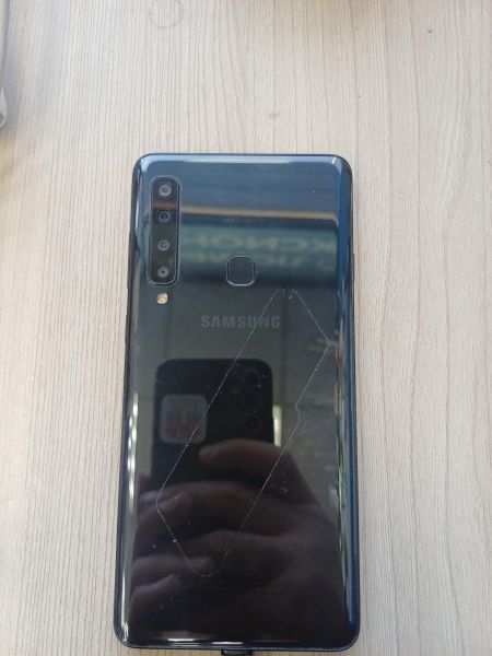 сотовый телефон Samsung Galaxy A9 2018 6/128GB (A920F) Duos в Иркутск