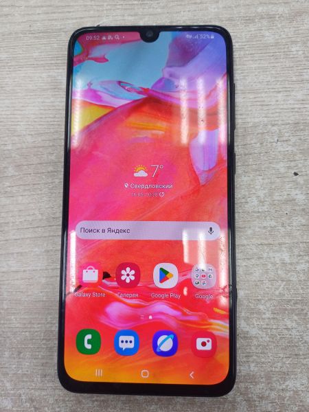сотовый телефон Samsung Galaxy A70 2019 6/128GB (A705F/FN) Duos в Иркутск