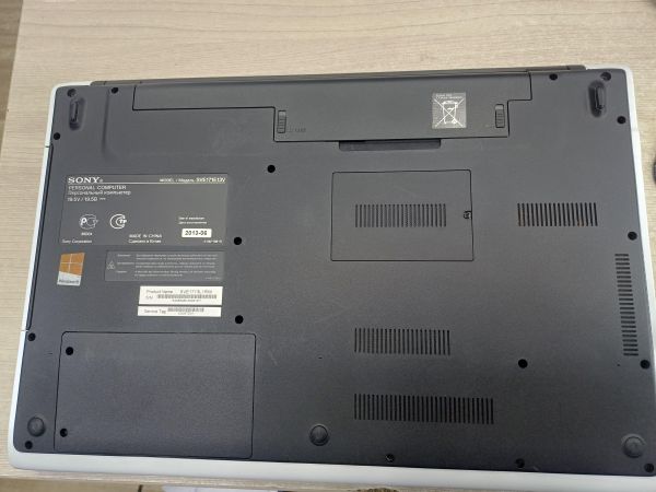 ноутбук Sony Vaio SVE171E13V (RAM 4 GB, HDD 500 GB) в Иркутск