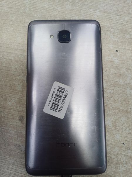 сотовый телефон Honor 5C 2/16GB (NEM-L51) Duos в Иркутск
