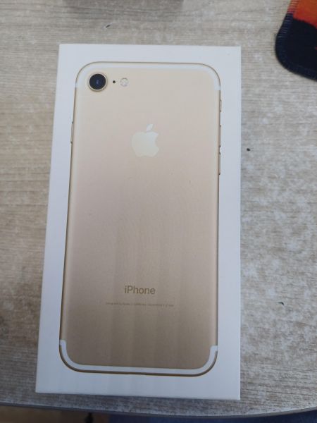 сотовый телефон Apple iPhone 7 128GB в Иркутск