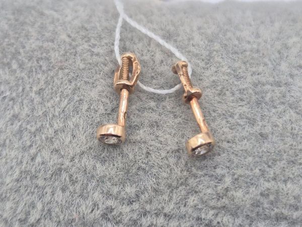 золотые серьги Серьги золото 585 0,68g, вес изделия 0.76g в Иркутск
