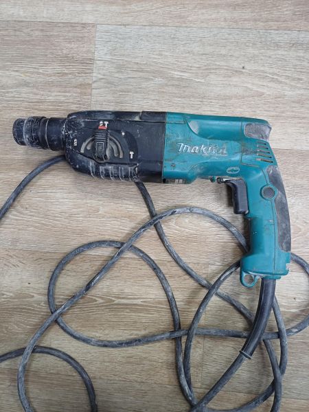 перфоратор сетевой Makita HR2450 в Иркутск