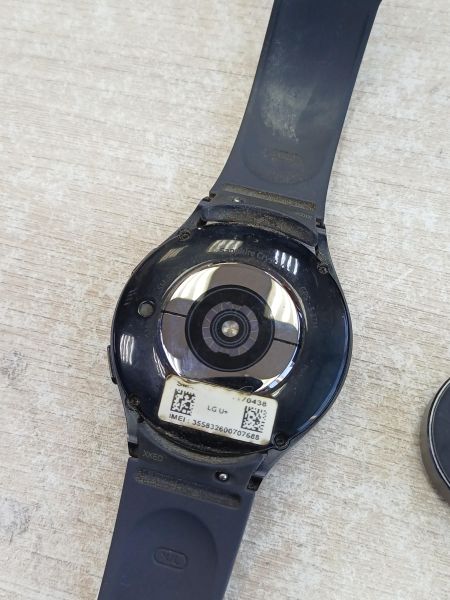 умные часы и браслеты Samsung Galaxy Watch 5 44mm (SM-R915N) с СЗУ в Иркутск