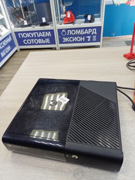 игровая приставка Microsoft Xbox 360 E 250GB (1538) в Иркутск