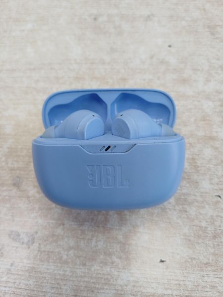 беспроводные наушники JBL Wave Beam в Иркутск
