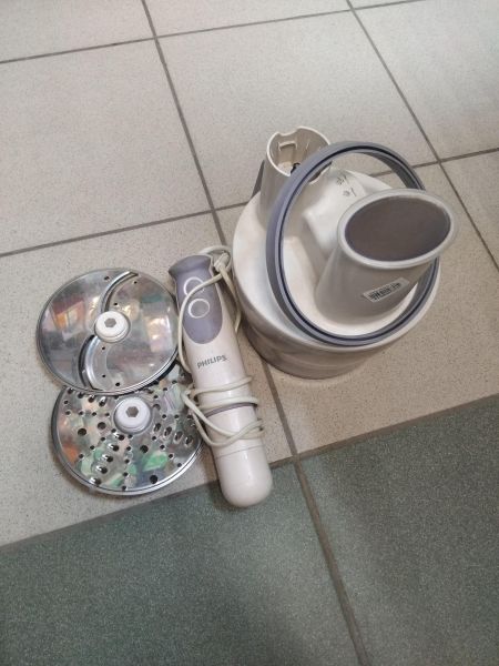 Купить Philips HR1367 в Иркутск за 300 руб.