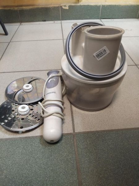 Купить Philips HR1367 в Иркутск за 300 руб.
