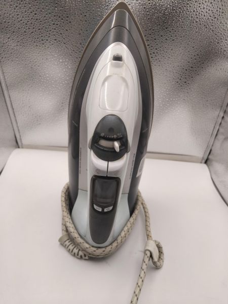 Купить Vitek VT-1240 в Иркутск за 550 руб.