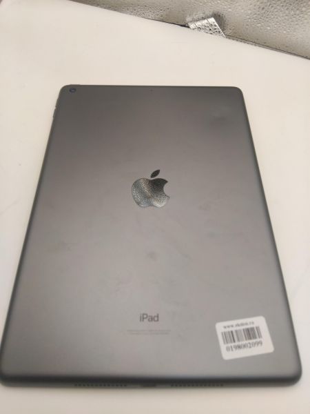 Купить Apple iPad 9 2021 256GB (A2602 MK2P3) (без SIM) в Иркутск за 19000 руб.