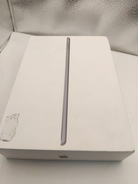 Купить Apple iPad 9 2021 256GB (A2602 MK2P3) (без SIM) в Иркутск за 19000 руб.