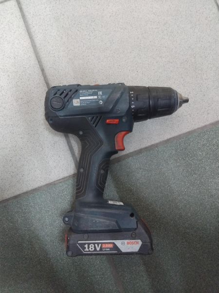 шуруповёрт аккумуляторный Bosch GSR 180-LI (1900 об/мин) с СЗУ в Иркутск