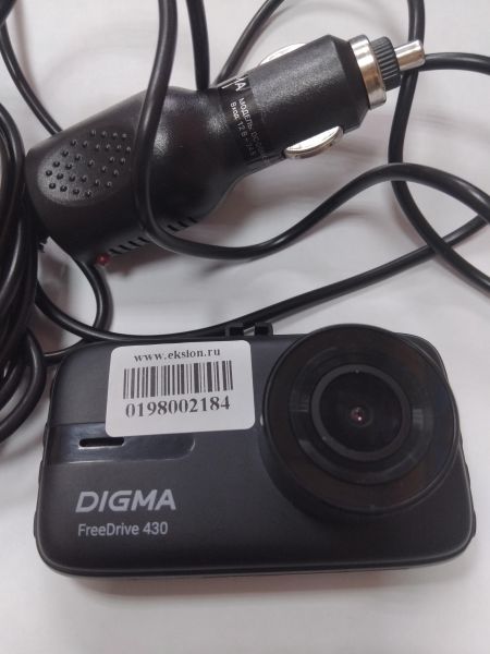 Купить Digma FreeDrive 430 с СЗУ в Иркутск за 1400 руб.
