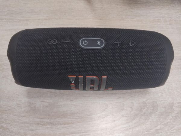 Купить JBL Charge 5 в Иркутск за 4900 руб.
