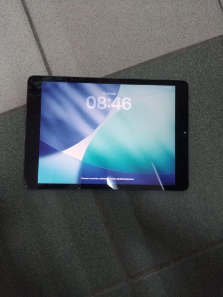 планшет Apple iPad 8 2020 32GB (A2270 MYL92/LA2/LC2) (без SIM) в Иркутск