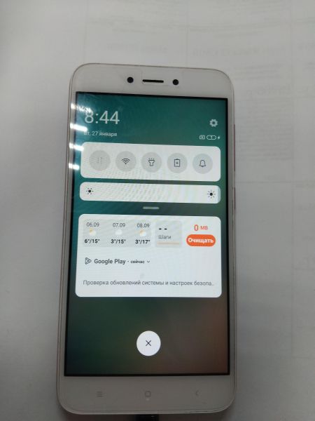 Купить Xiaomi Redmi 5A 2/16GB (MCG3B/MCE3B) Duos в Иркутск за 1200 руб.